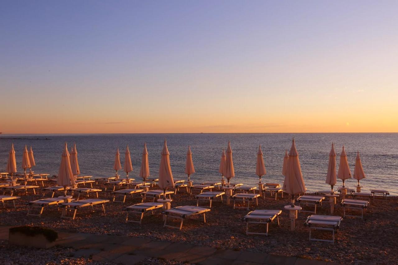 B&B Residenza Aragonese Васто Экстерьер фото